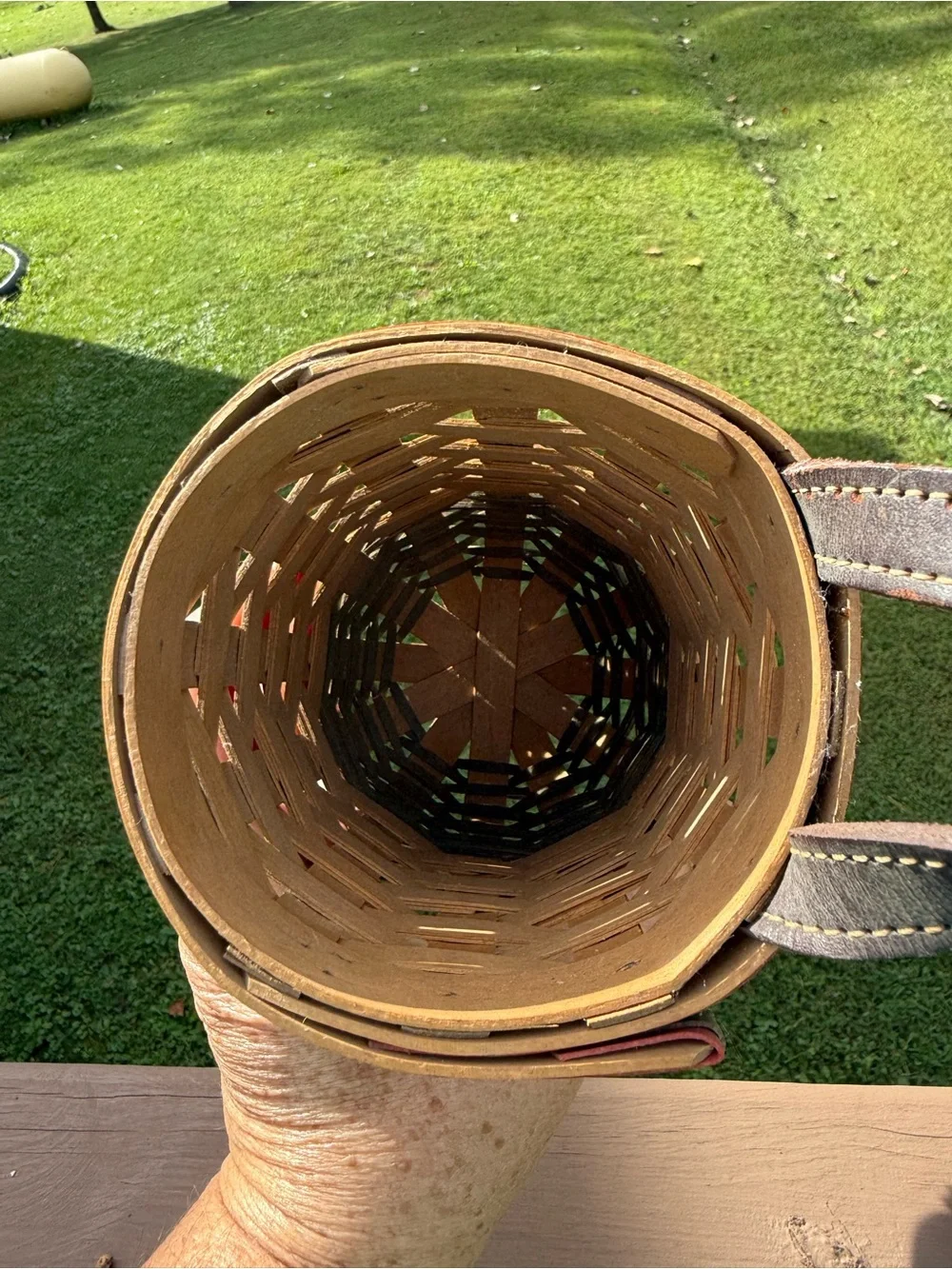 Longaberger Santa’s Helper Small Woven Hanging Basket with Leather Handle